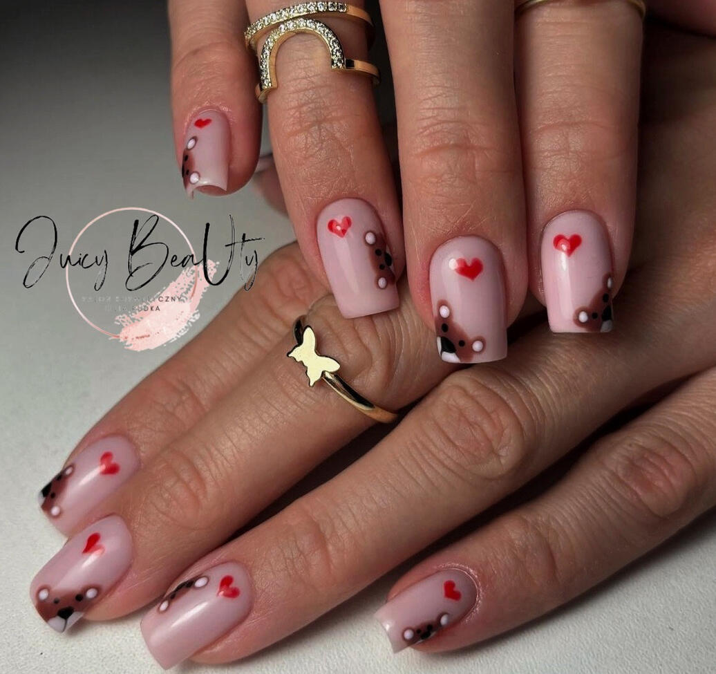 Manicure hybrydowy Przedłużanie paznokci Manicure żelowy